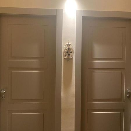 A Casa Di Ma & Gio Apartment Каляри Екстериор снимка